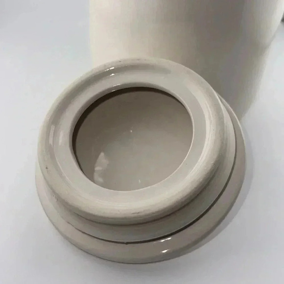 Rae Dunn Artisan Collection Ceramic Jar Food Container Jar with Lid ‘FLOUR’ - Picture 10 of 15